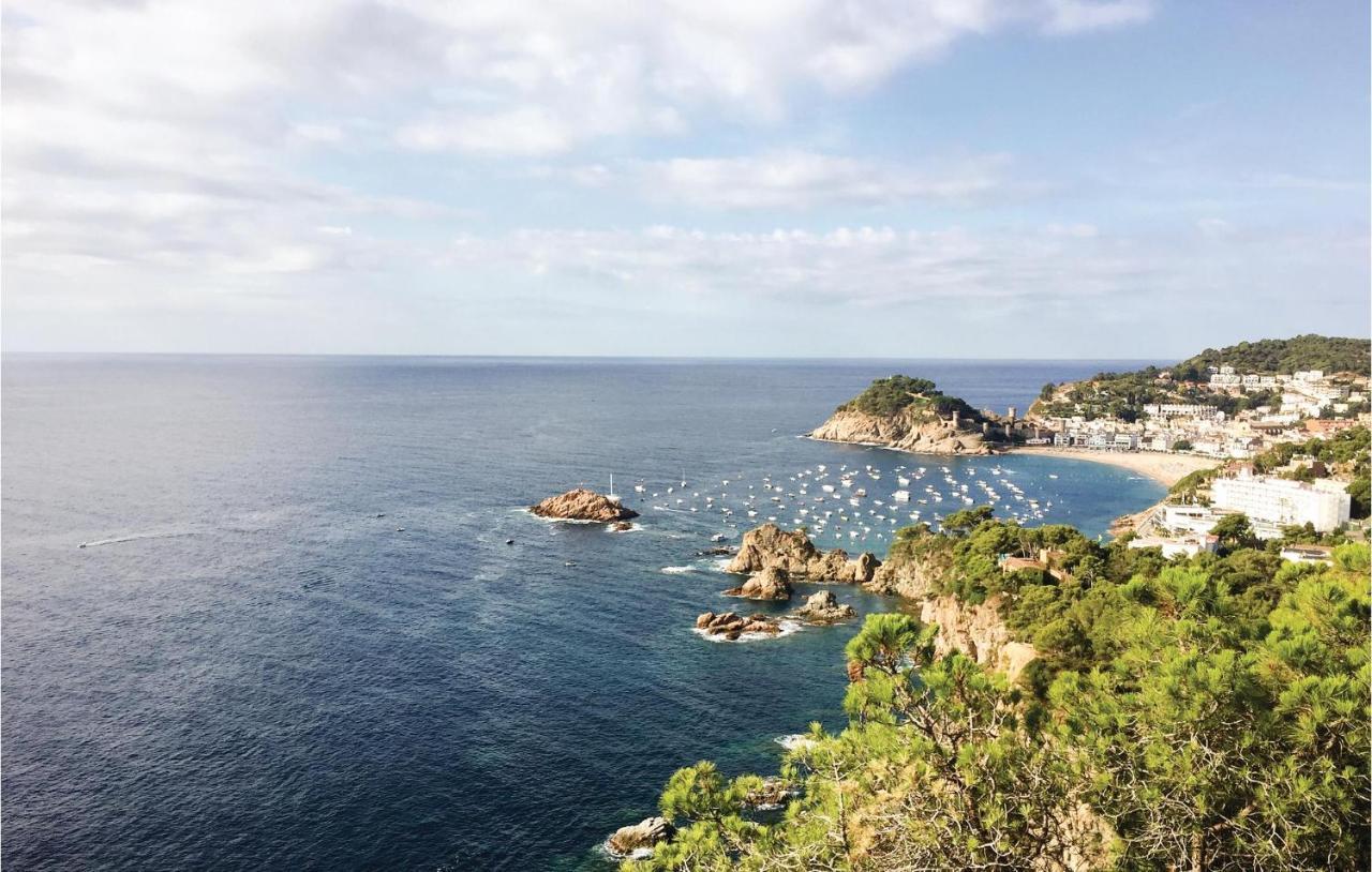 3 Bedroom Gorgeous Apartment In Tossa De Mar Bagian luar foto
