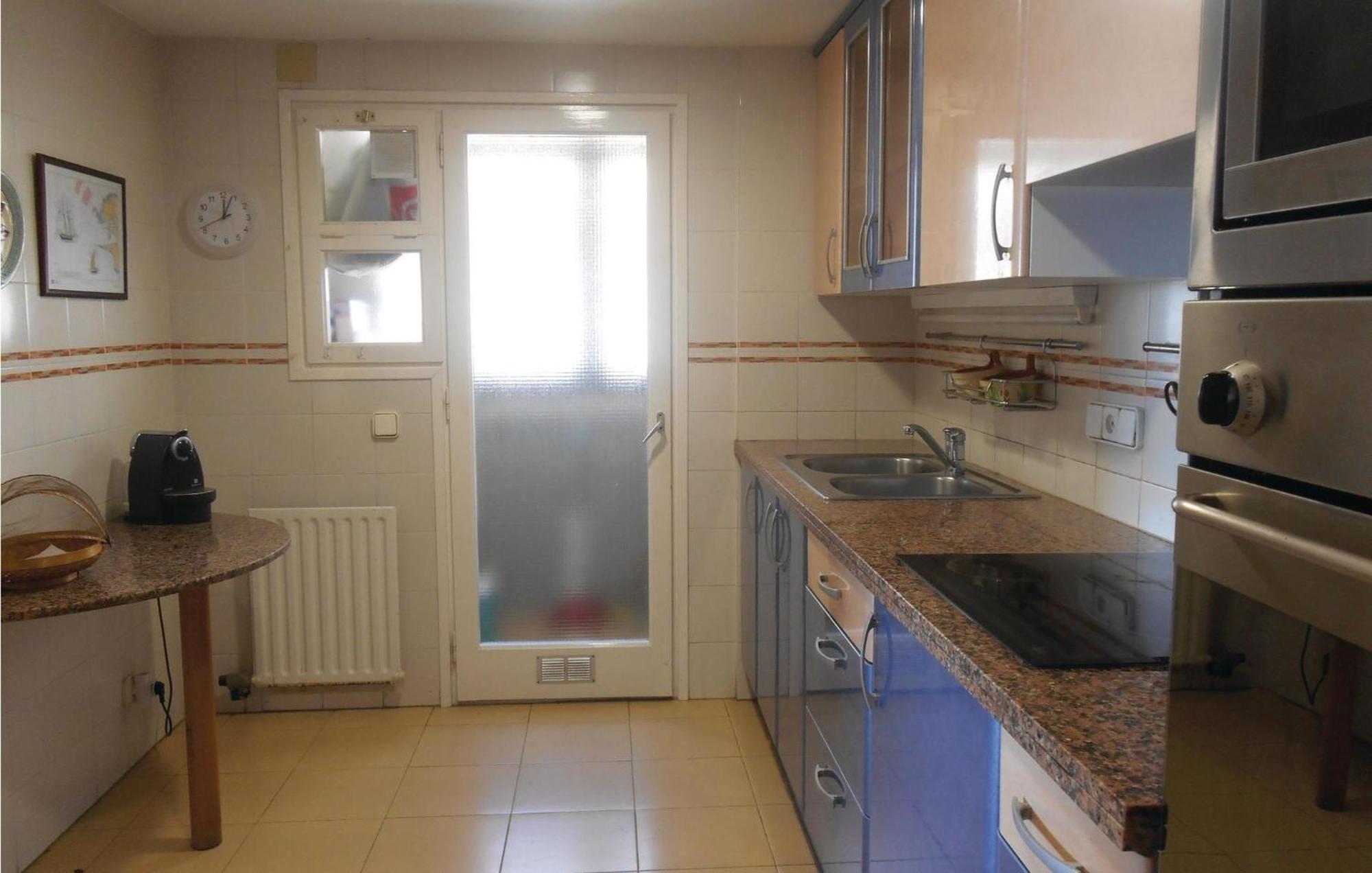 3 Bedroom Gorgeous Apartment In Tossa De Mar Bagian luar foto